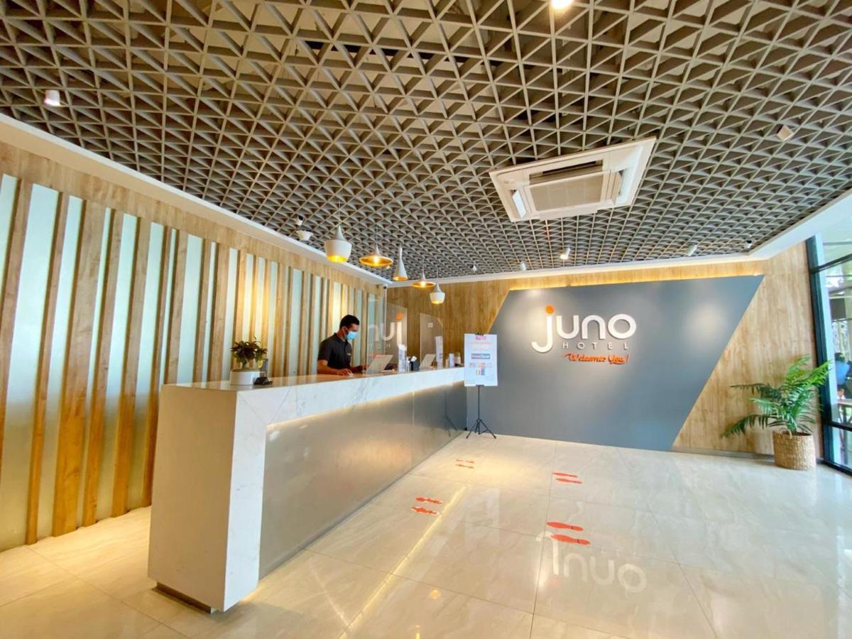 Juno Jatinegara Jakarta Exterior photo